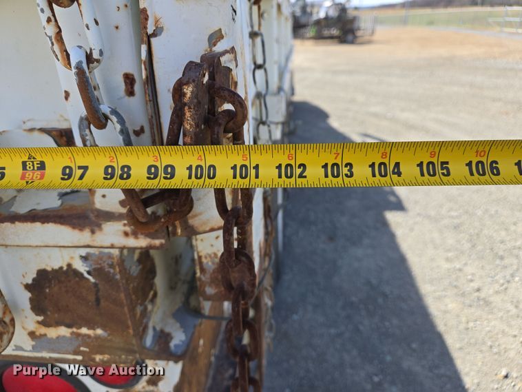 image for item DS5345 2007 International 7500 digger derrick truck