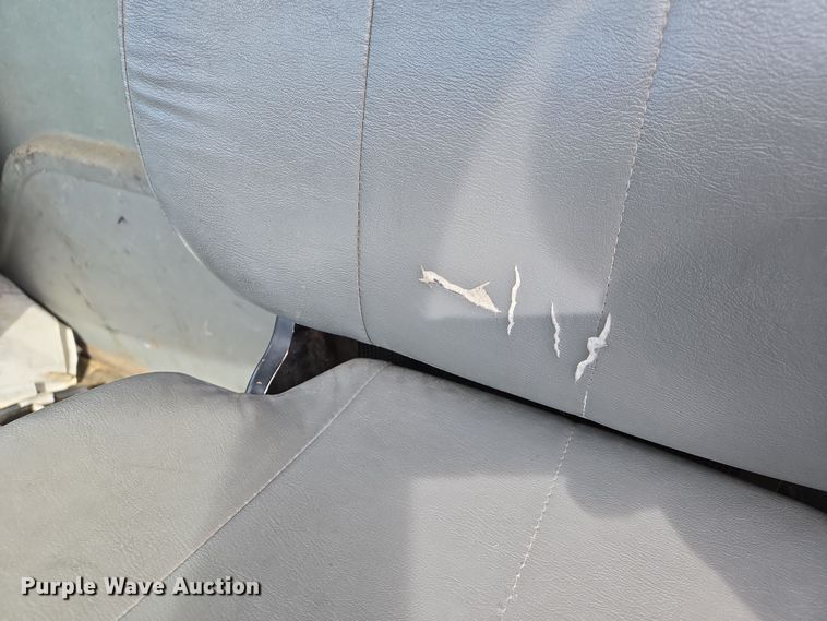 image for item DS5345 2007 International 7500 digger derrick truck