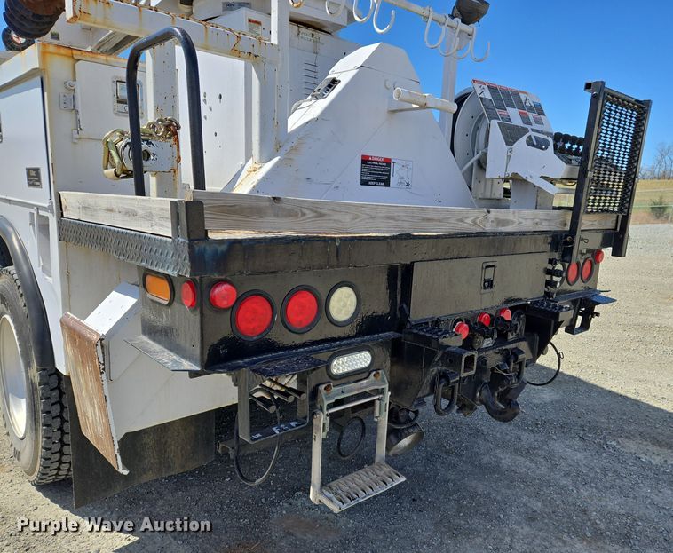 image for item DS5346 2009 Freightliner Business Class M2 digger derrick truck