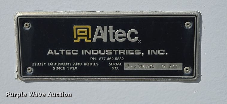 image for item DS5346 2009 Freightliner Business Class M2 digger derrick truck