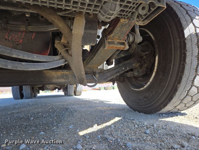 image for item DS5346 2009 Freightliner Business Class M2 digger derrick truck