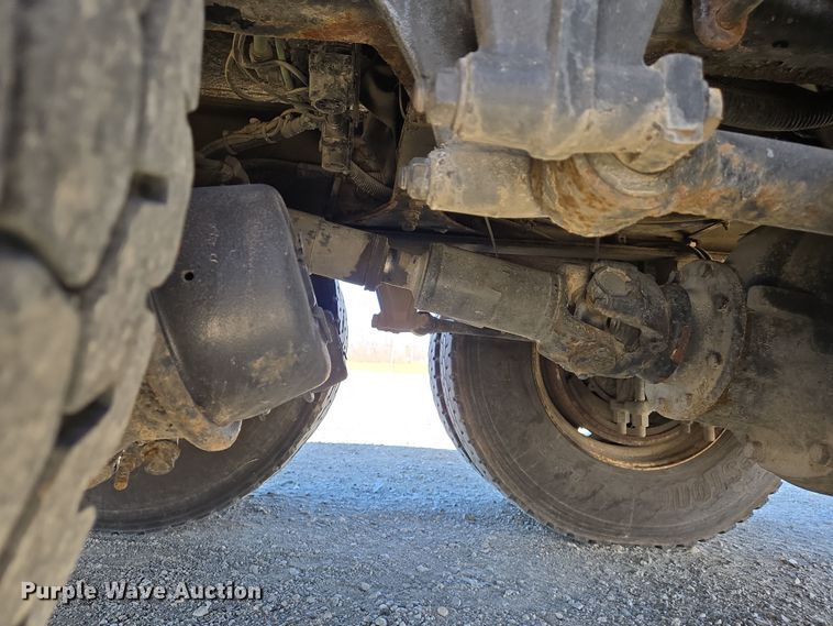 image for item DS5346 2009 Freightliner Business Class M2 digger derrick truck