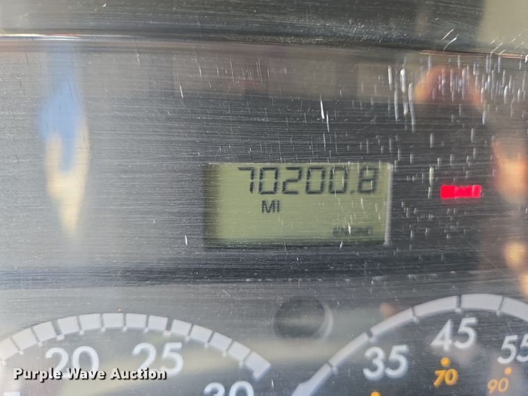 image for item DS5346 2009 Freightliner Business Class M2 digger derrick truck