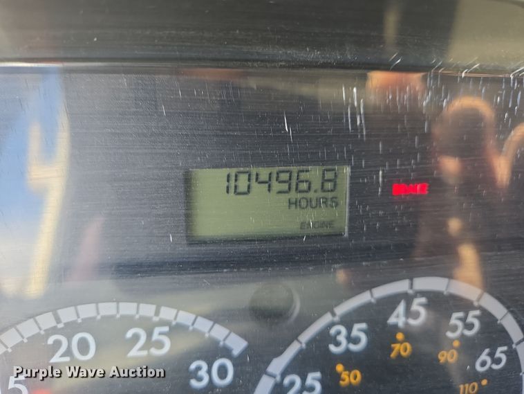 image for item DS5346 2009 Freightliner Business Class M2 digger derrick truck