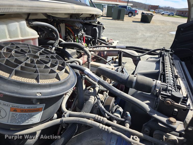 image for item DS5346 2009 Freightliner Business Class M2 digger derrick truck