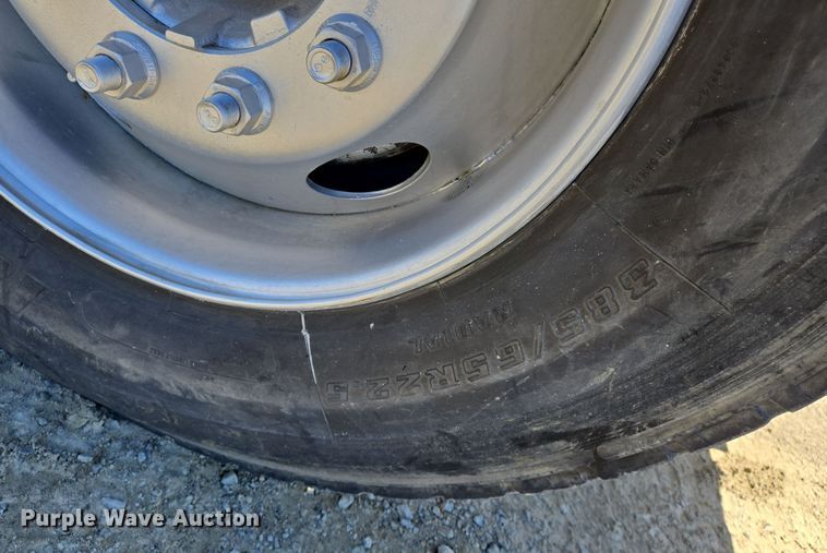 image for item DS5346 2009 Freightliner Business Class M2 digger derrick truck