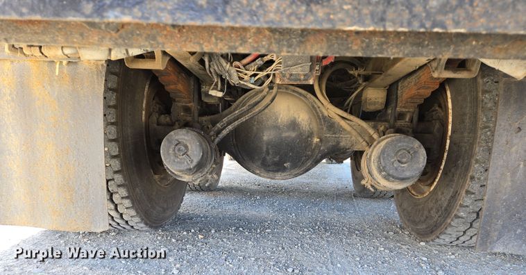 image for item DS5346 2009 Freightliner Business Class M2 digger derrick truck