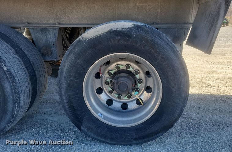 image for item DS5348 2015 TrailStar end dump trailer