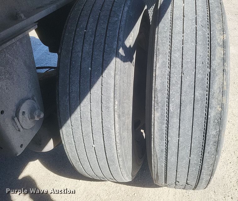 image for item DS5348 2015 TrailStar end dump trailer