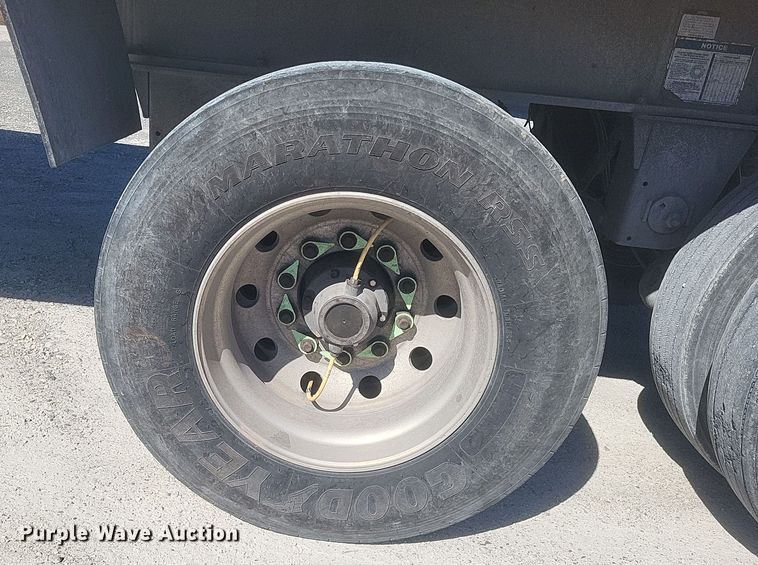 image for item DS5348 2015 TrailStar end dump trailer