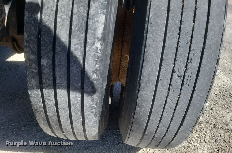 image for item DS5350 2006 East Manufacturing Corp end dump trailer