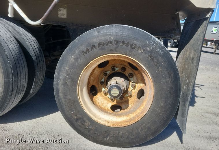 image for item DS5350 2006 East Manufacturing Corp end dump trailer