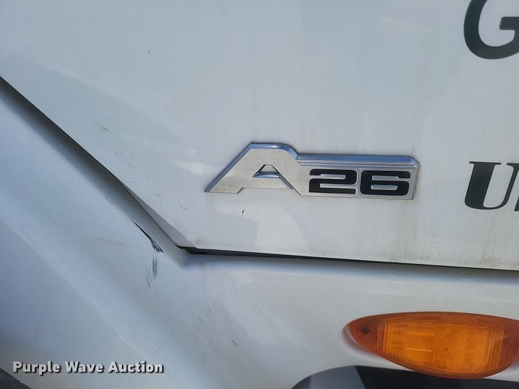 image for item DS5352 2019 International RH613 semi truck