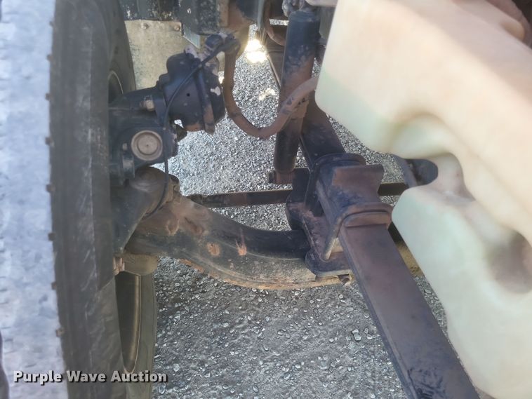 image for item DS5352 2019 International RH613 semi truck