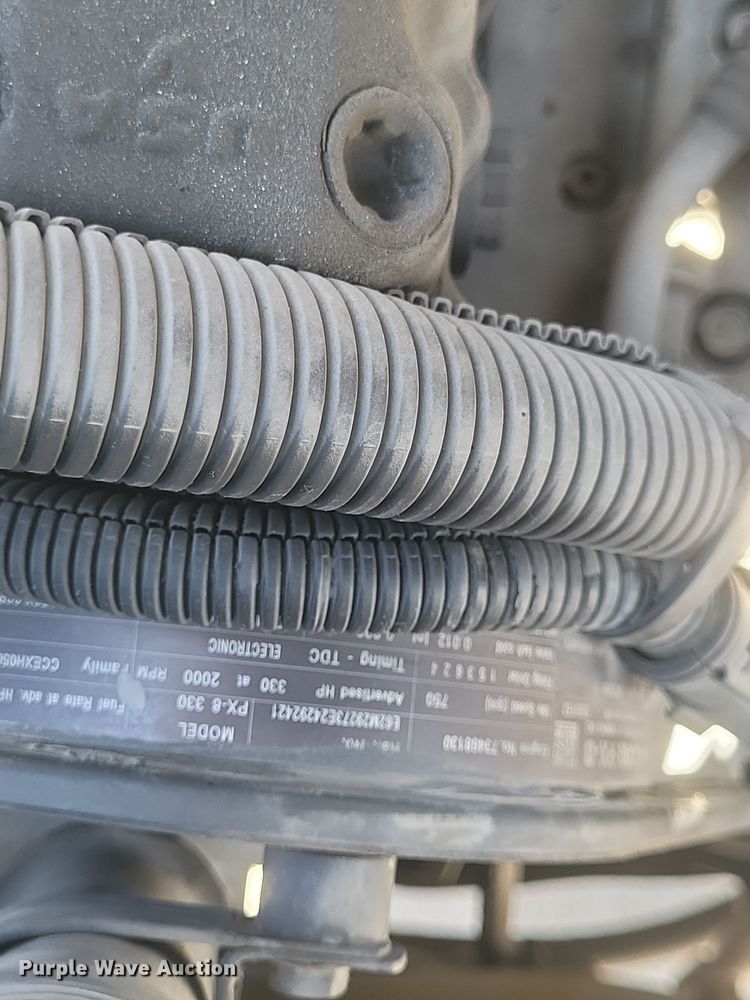 image for item DS5354 2013 Peterbilt 337 semi truck