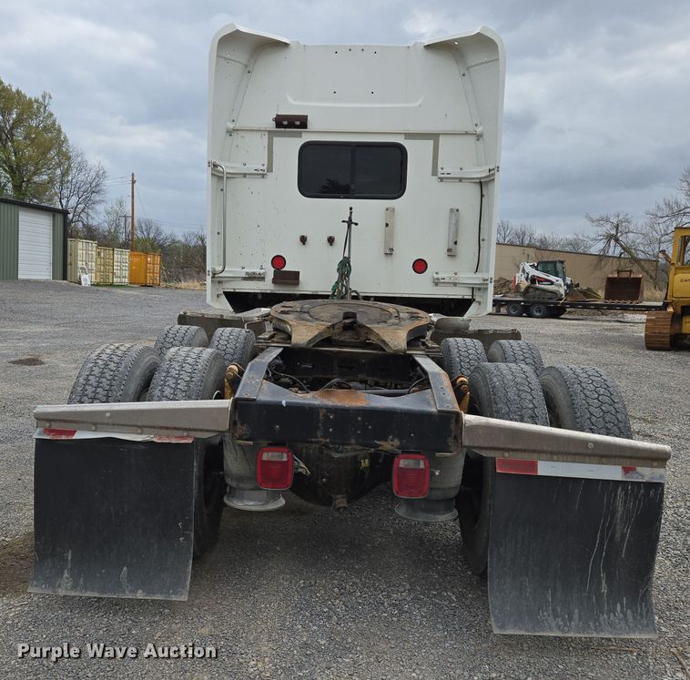 image for item DS5367 2007 Western Star 4900 semi truck