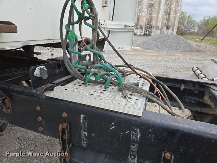 image for item DS5367 2007 Western Star 4900 semi truck