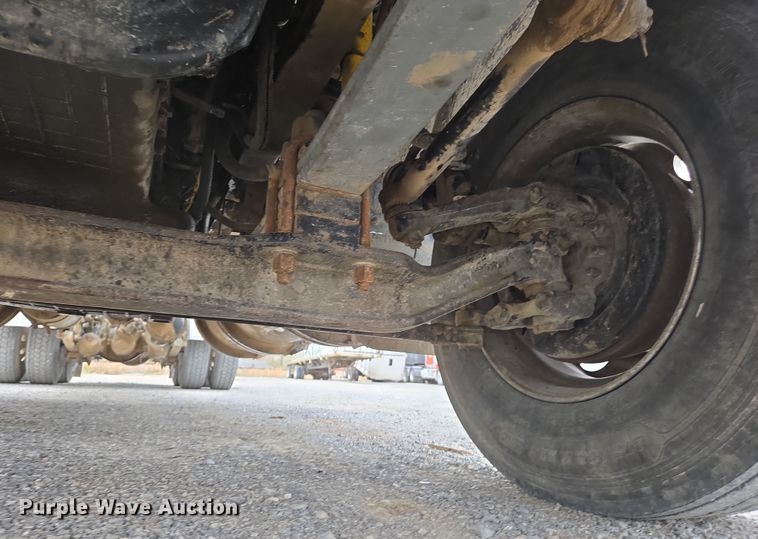 image for item DS5367 2007 Western Star 4900 semi truck