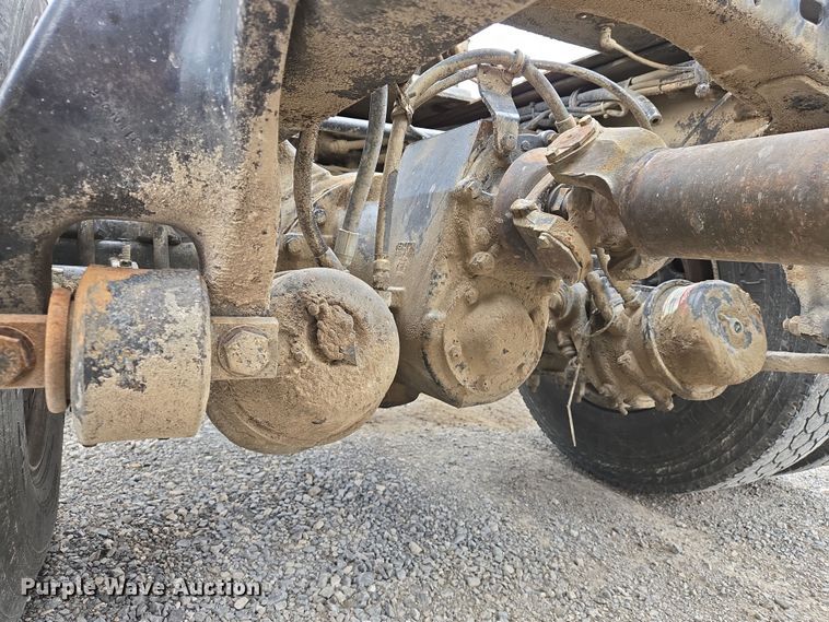 image for item DS5367 2007 Western Star 4900 semi truck