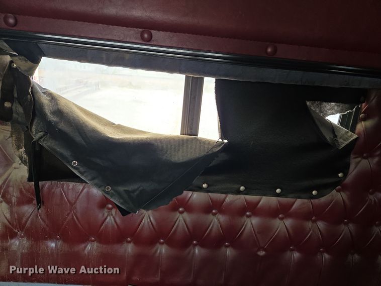 image for item DS5367 2007 Western Star 4900 semi truck