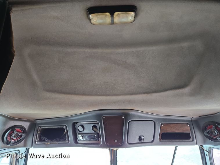 image for item DS5367 2007 Western Star 4900 semi truck