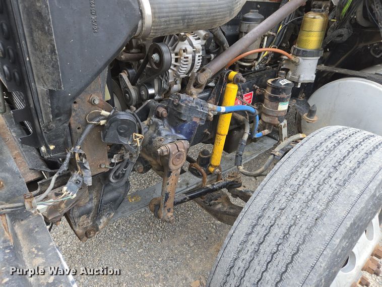 image for item DS5367 2007 Western Star 4900 semi truck