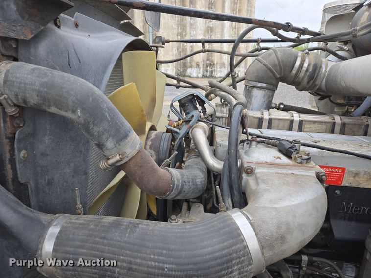 image for item DS5367 2007 Western Star 4900 semi truck