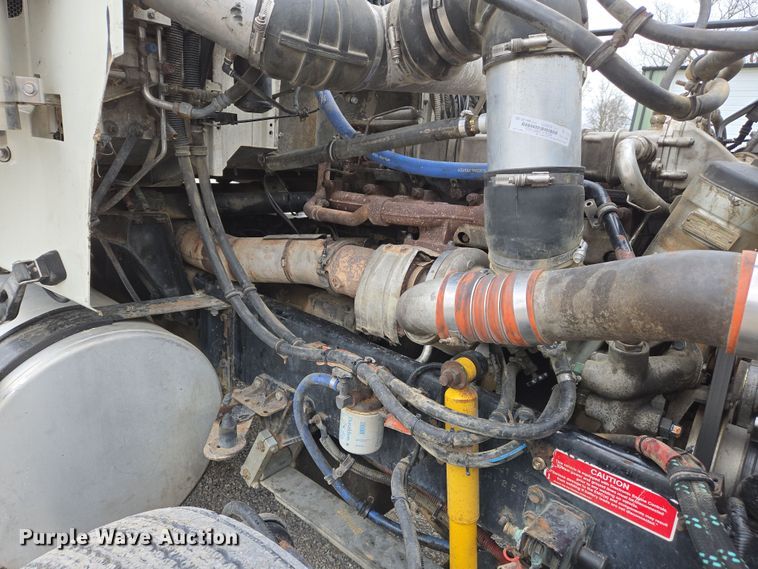 image for item DS5367 2007 Western Star 4900 semi truck