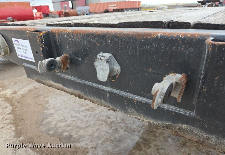 image for item DT4767 1994 Fontaine drop deck trailer