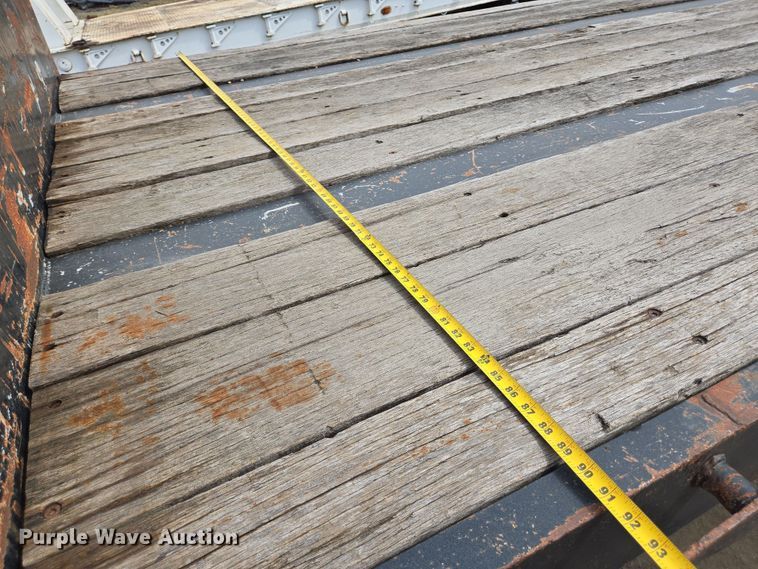 image for item DT4767 1994 Fontaine drop deck trailer