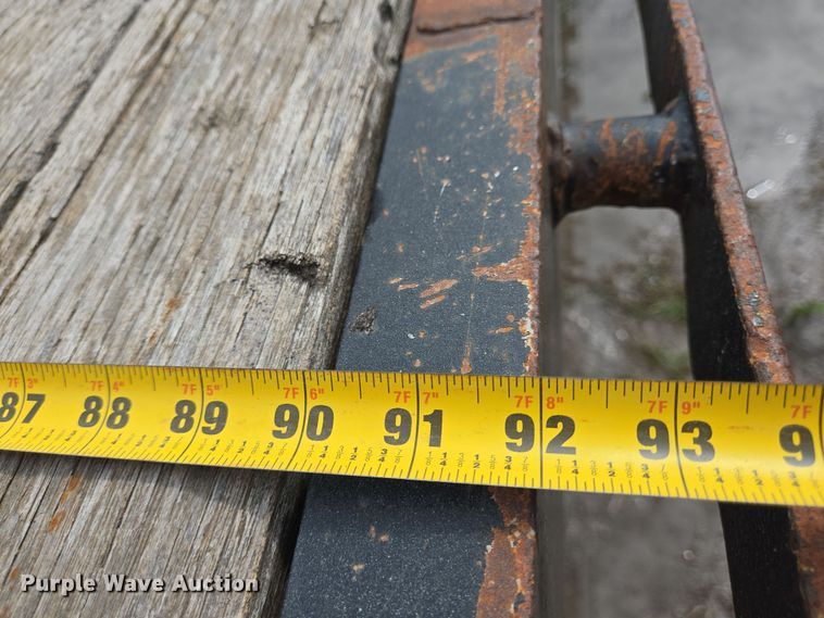 image for item DT4767 1994 Fontaine drop deck trailer