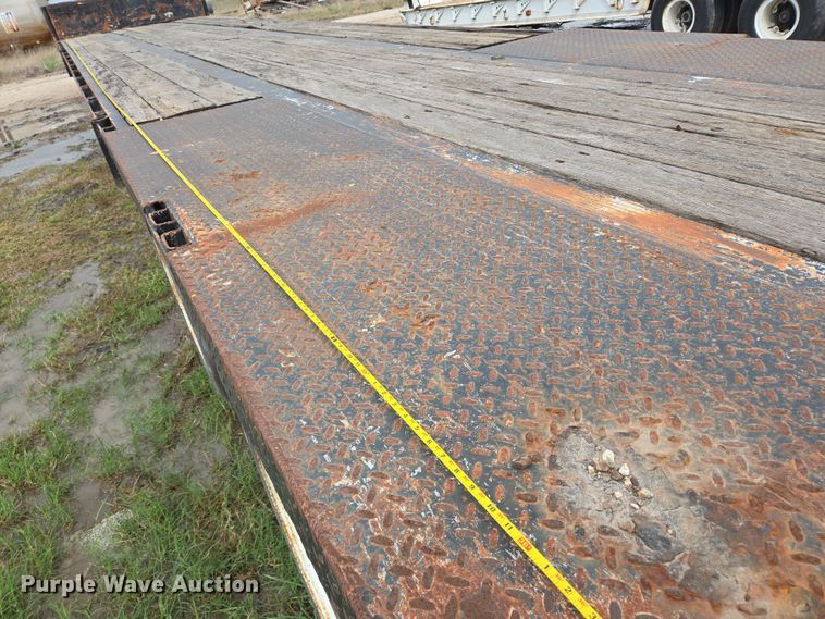 image for item DT4767 1994 Fontaine drop deck trailer