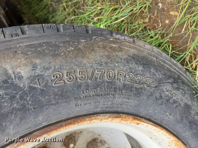 image for item DT4767 1994 Fontaine drop deck trailer