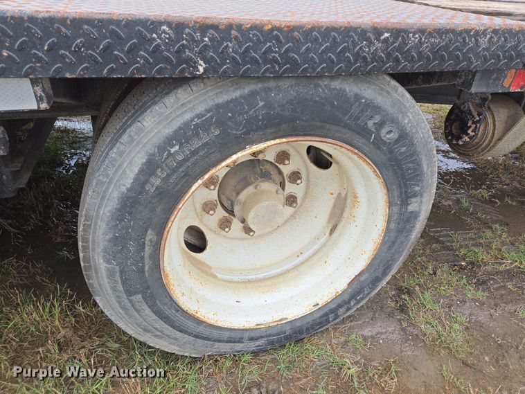 image for item DT4767 1994 Fontaine drop deck trailer