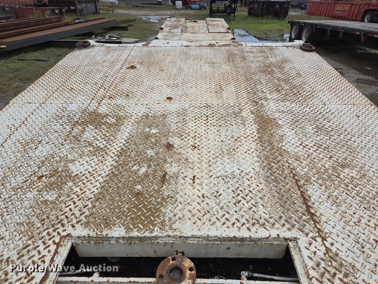 image for item DT4768 1982 Birmingham lowboy equipment trailer