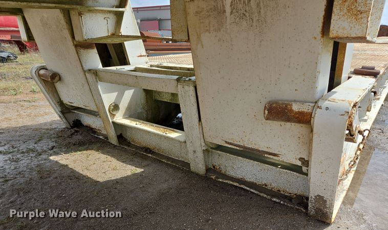 image for item DT4768 1982 Birmingham lowboy equipment trailer