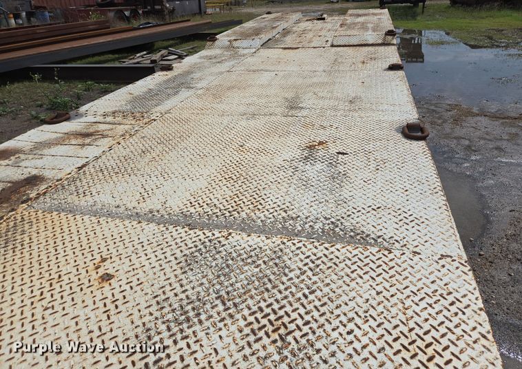 image for item DT4768 1982 Birmingham lowboy equipment trailer