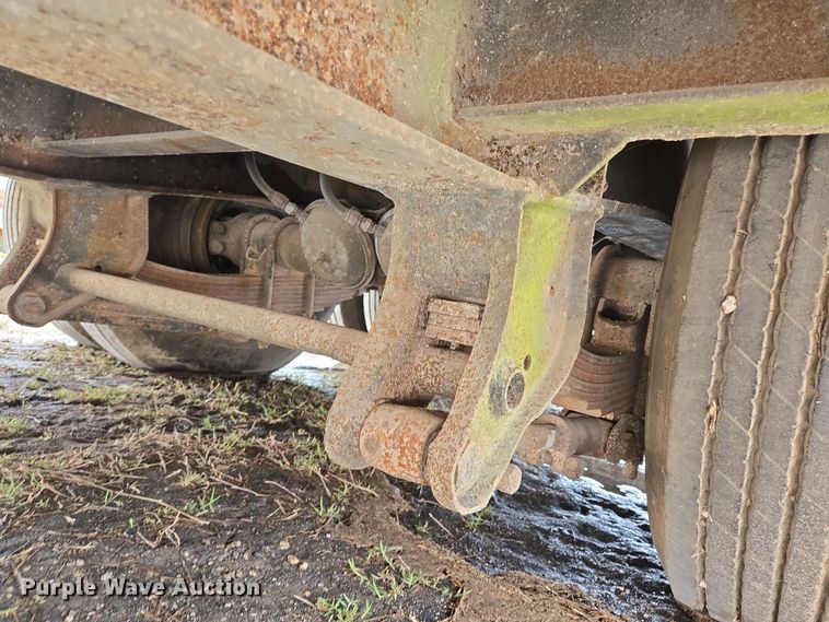 image for item DT4768 1982 Birmingham lowboy equipment trailer