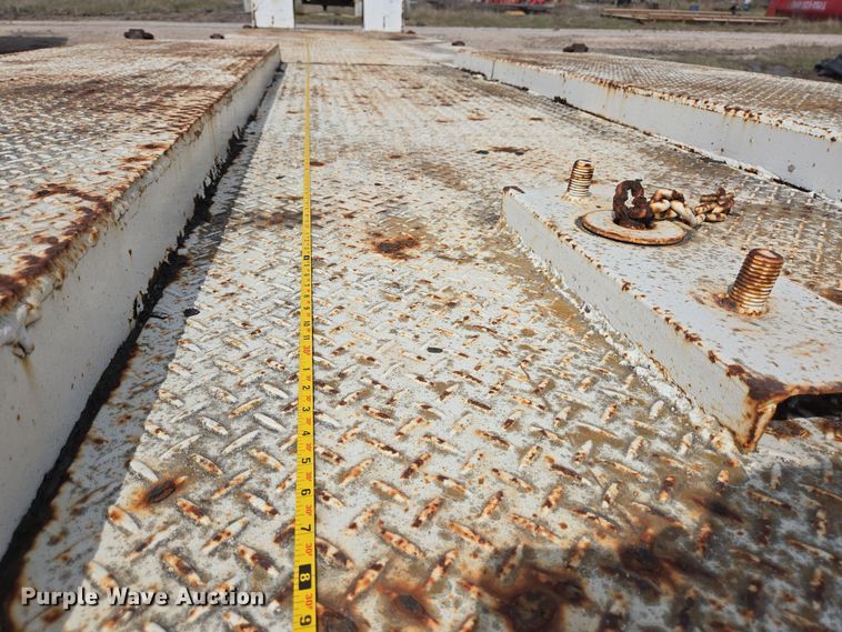 image for item DT4768 1982 Birmingham lowboy equipment trailer