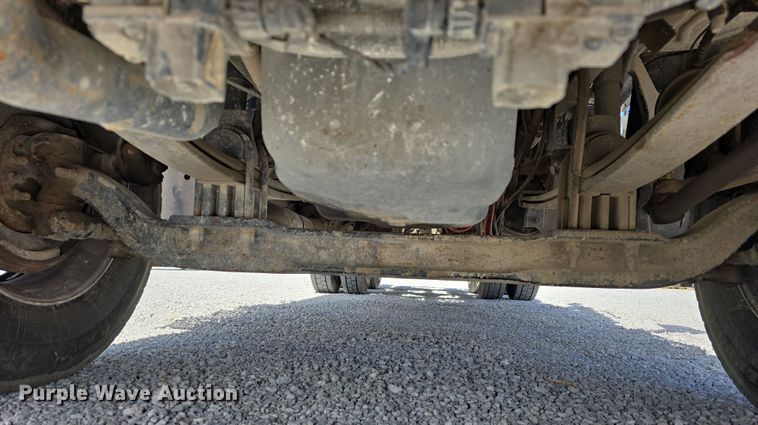 image for item DT6796 2016 Peterbilt 567 semi truck