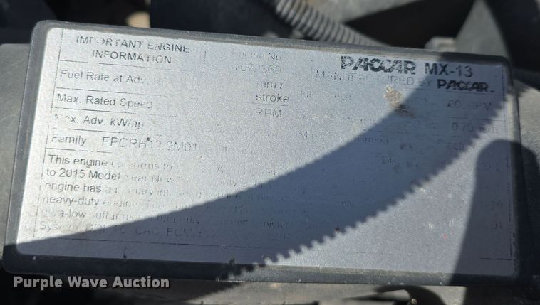 image for item DT6796 2016 Peterbilt 567 semi truck