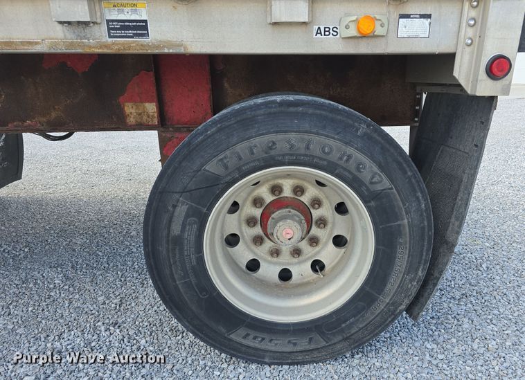 image for item DT6797 2008 Wilson Trailer Sales Road Brute CF-900 flatbed trailer