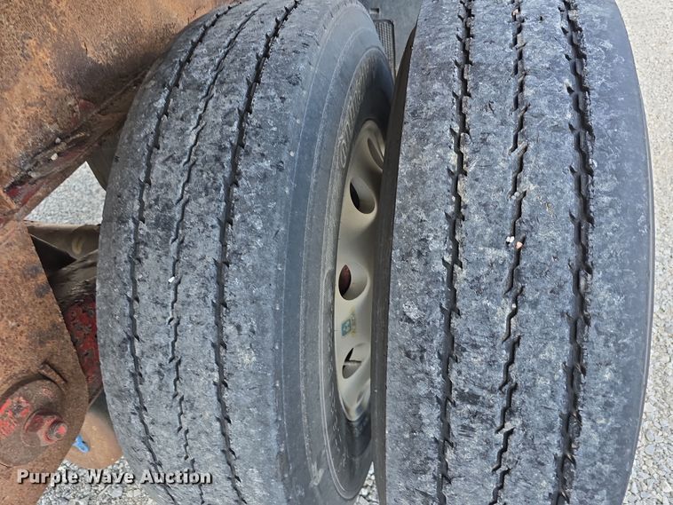 image for item DT6797 2008 Wilson Trailer Sales Road Brute CF-900 flatbed trailer