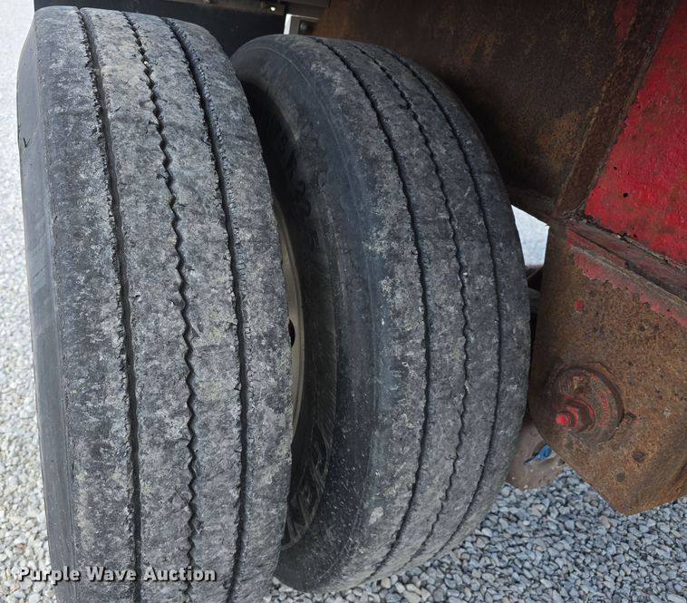 image for item DT6797 2008 Wilson Trailer Sales Road Brute CF-900 flatbed trailer