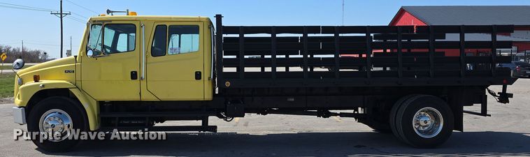image for item DT6798 2005 Freightliner FL70 Crew Cab flatbed truck