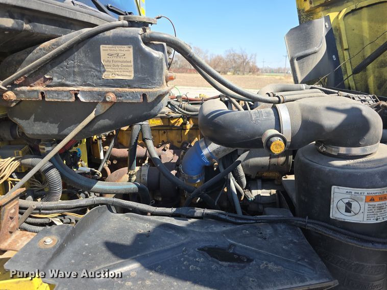 image for item DT6798 2005 Freightliner FL70 Crew Cab flatbed truck