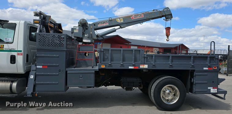 image for item DT6800 2013 International DuraStar 4300 flatbed truck