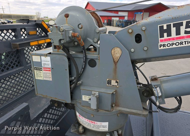 image for item DT6800 2013 International DuraStar 4300 flatbed truck