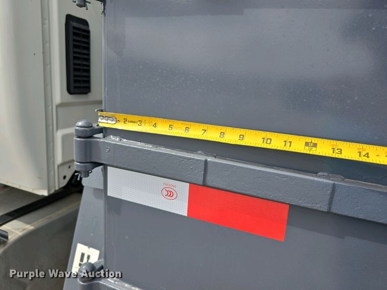 image for item DT6800 2013 International DuraStar 4300 flatbed truck