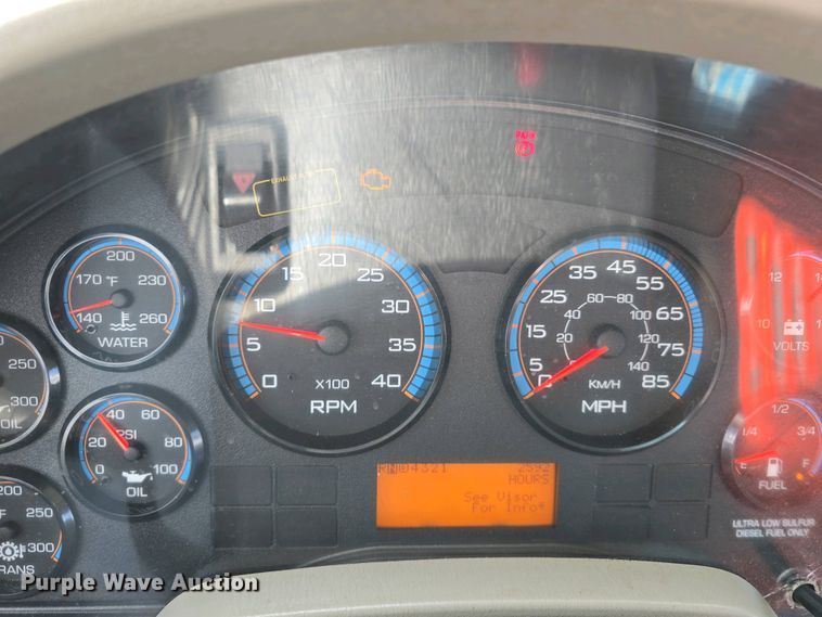 image for item DT6800 2013 International DuraStar 4300 flatbed truck